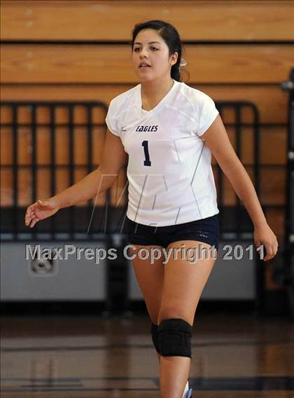 Thumbnail 2 in El Monte @ Gabrielino photogallery.