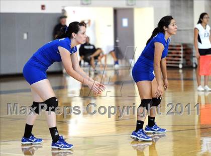 Thumbnail 3 in El Monte @ Gabrielino photogallery.