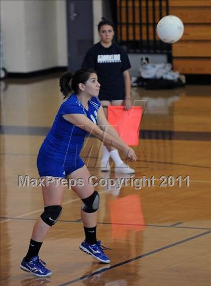 Thumbnail 1 in El Monte @ Gabrielino photogallery.