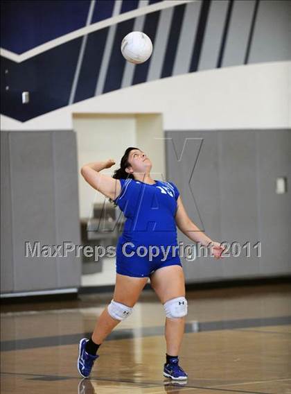 Thumbnail 1 in El Monte @ Gabrielino photogallery.