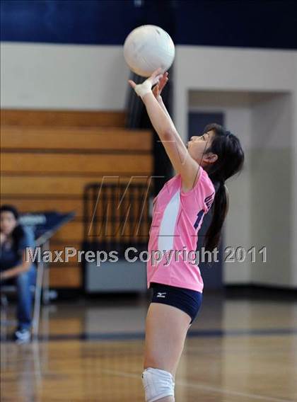 Thumbnail 1 in El Monte @ Gabrielino photogallery.