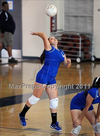 Thumbnail 3 in El Monte @ Gabrielino photogallery.