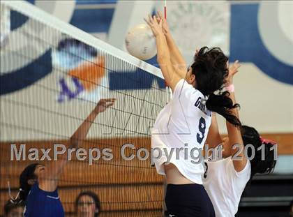 Thumbnail 2 in El Monte @ Gabrielino photogallery.
