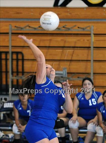 Thumbnail 2 in El Monte @ Gabrielino photogallery.