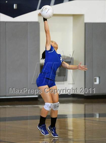 Thumbnail 2 in El Monte @ Gabrielino photogallery.