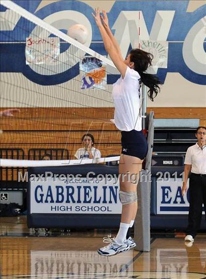 Thumbnail 1 in El Monte @ Gabrielino photogallery.