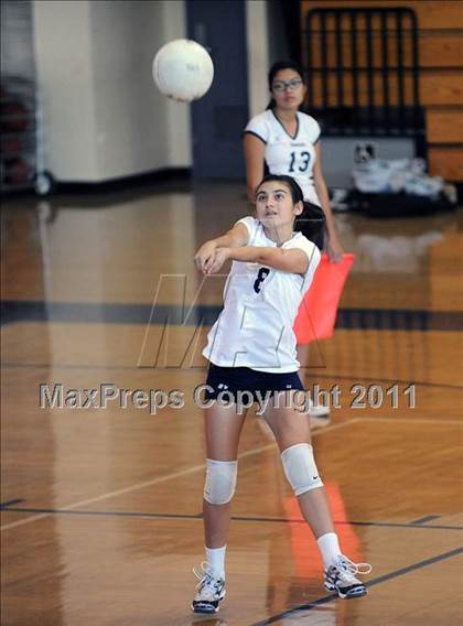 Thumbnail 2 in El Monte @ Gabrielino photogallery.
