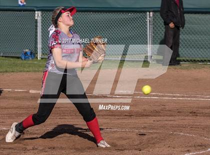 Thumbnail 2 in Foothill vs. Chico photogallery.