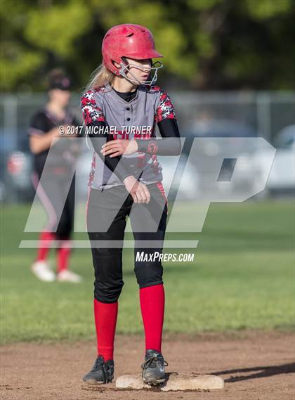 Thumbnail 1 in Foothill vs. Chico photogallery.