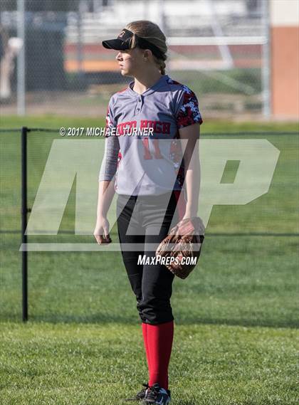 Thumbnail 3 in Foothill vs. Chico photogallery.