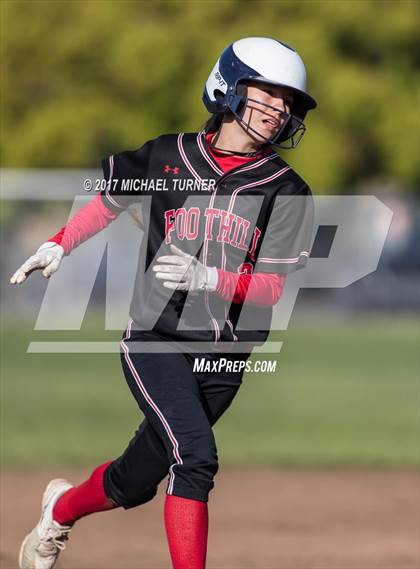 Thumbnail 3 in Foothill vs. Chico photogallery.