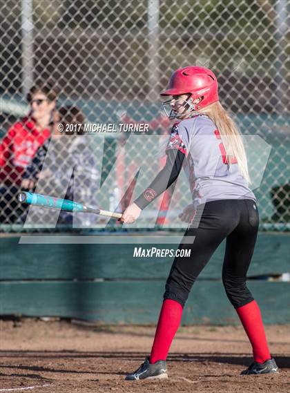 Thumbnail 3 in Foothill vs. Chico photogallery.