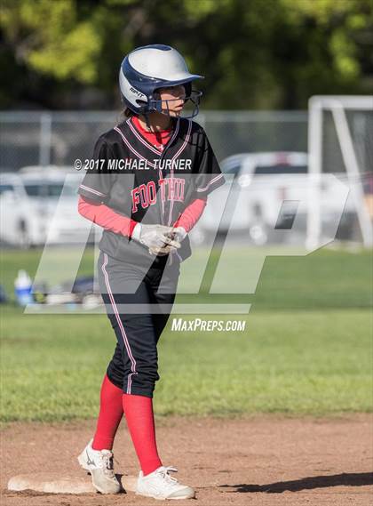 Thumbnail 2 in Foothill vs. Chico photogallery.