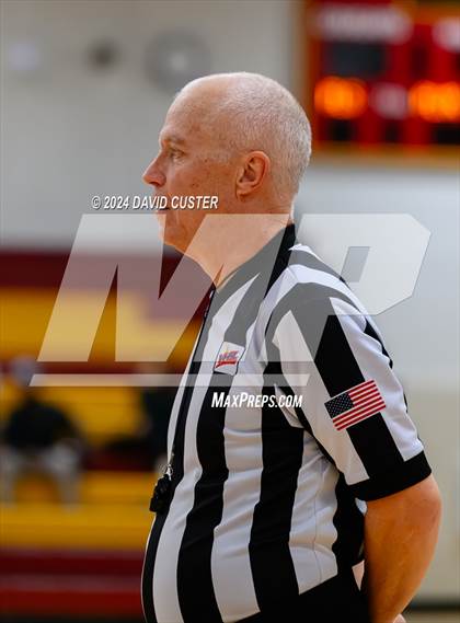 Thumbnail 3 in Woodgrove vs. Patriot (Cougar Holiday Classic) photogallery.
