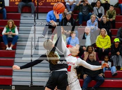 Thumbnail 2 in Woodgrove vs. Patriot (Cougar Holiday Classic) photogallery.