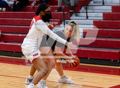 Thumbnail 1 in Woodgrove vs. Patriot (Cougar Holiday Classic) photogallery.