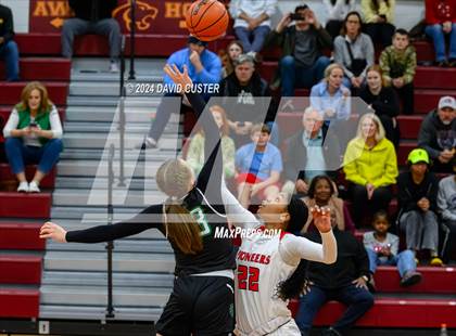 Thumbnail 1 in Woodgrove vs. Patriot (Cougar Holiday Classic) photogallery.