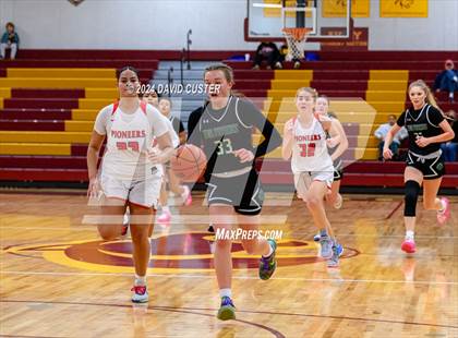 Thumbnail 2 in Woodgrove vs. Patriot (Cougar Holiday Classic) photogallery.