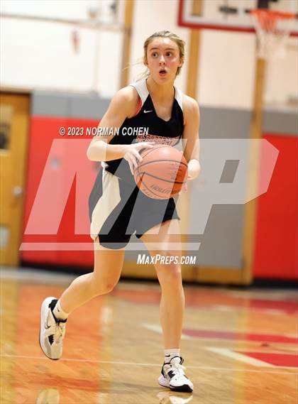 Thumbnail 3 in Resurrection @ Mundelein photogallery.
