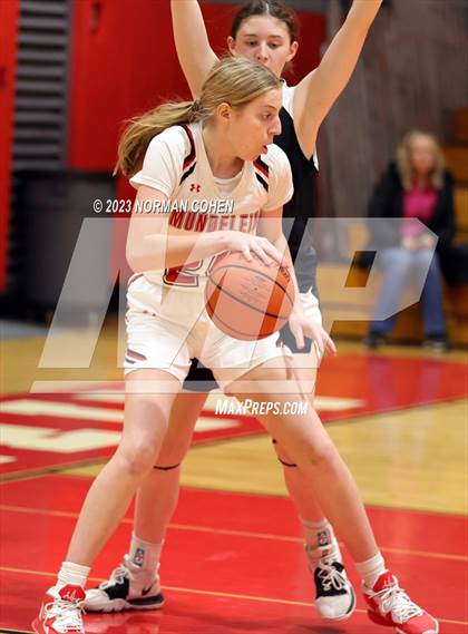 Thumbnail 3 in Resurrection @ Mundelein photogallery.