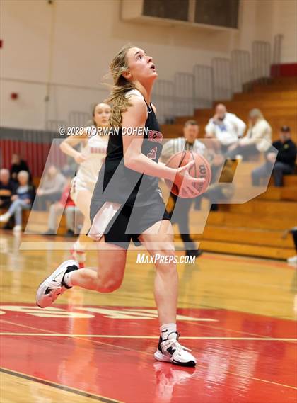 Thumbnail 2 in Resurrection @ Mundelein photogallery.
