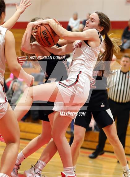 Thumbnail 3 in Resurrection @ Mundelein photogallery.