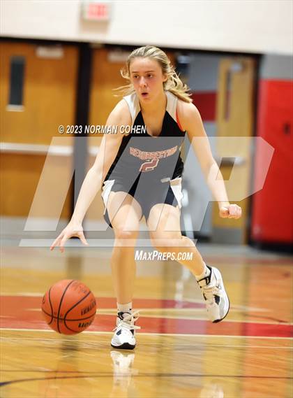 Thumbnail 2 in Resurrection @ Mundelein photogallery.