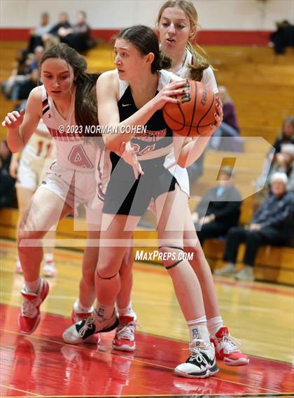 Thumbnail 2 in Resurrection @ Mundelein photogallery.