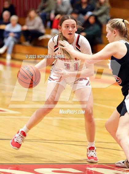 Thumbnail 2 in Resurrection @ Mundelein photogallery.