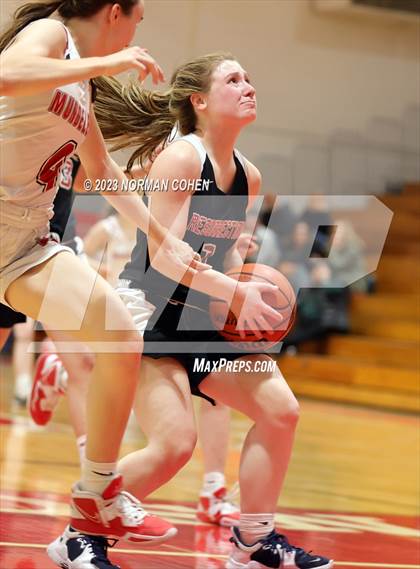 Thumbnail 3 in Resurrection @ Mundelein photogallery.