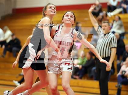 Thumbnail 3 in Resurrection @ Mundelein photogallery.