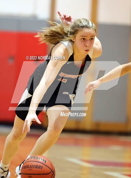 Thumbnail 3 in Resurrection @ Mundelein photogallery.