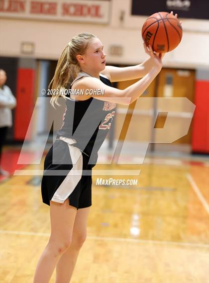 Thumbnail 1 in Resurrection @ Mundelein photogallery.