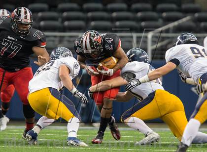 Thumbnail 2 in Highland Park vs. Mansfield Legacy (UIL 4A D1 Regional Playoff) photogallery.