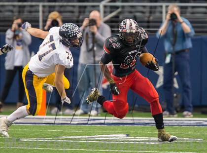 Thumbnail 1 in Highland Park vs. Mansfield Legacy (UIL 4A D1 Regional Playoff) photogallery.
