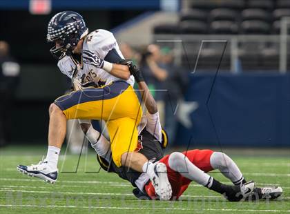 Thumbnail 3 in Highland Park vs. Mansfield Legacy (UIL 4A D1 Regional Playoff) photogallery.