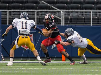Thumbnail 3 in Highland Park vs. Mansfield Legacy (UIL 4A D1 Regional Playoff) photogallery.