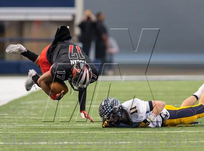 Thumbnail 2 in Highland Park vs. Mansfield Legacy (UIL 4A D1 Regional Playoff) photogallery.