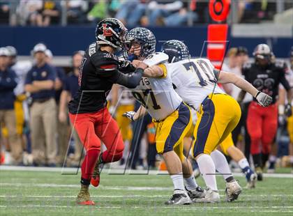 Thumbnail 1 in Highland Park vs. Mansfield Legacy (UIL 4A D1 Regional Playoff) photogallery.