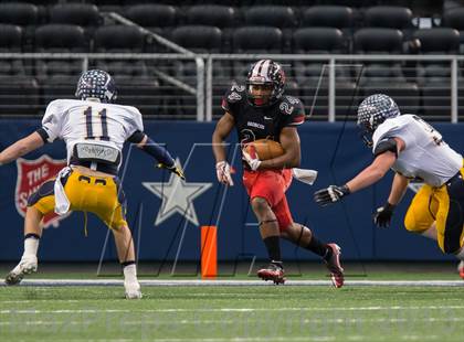Thumbnail 2 in Highland Park vs. Mansfield Legacy (UIL 4A D1 Regional Playoff) photogallery.