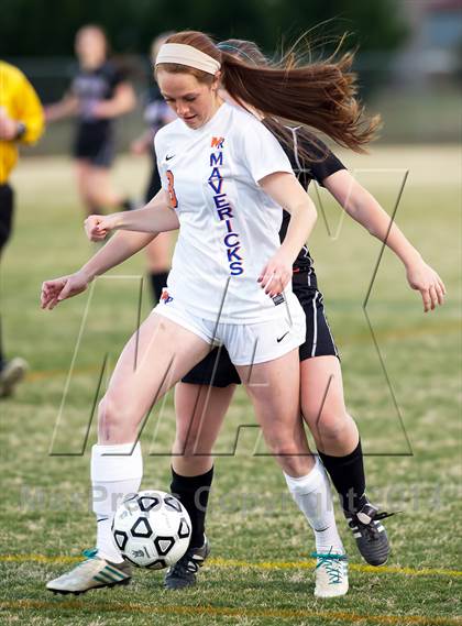 Thumbnail 3 in Marvin Ridge vs Cox Mill photogallery.