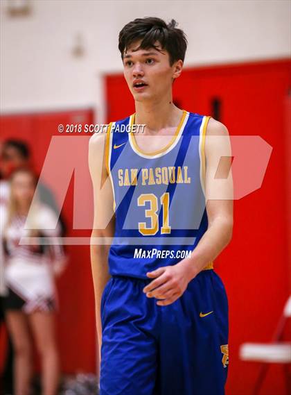 Thumbnail 1 in San Pasqual @ Fallbrook photogallery.