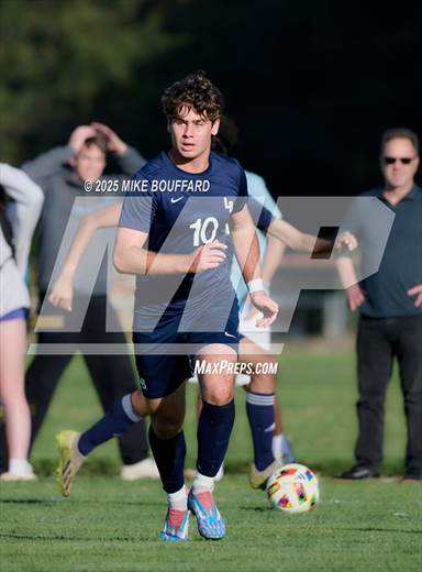 Bishop Diego @ Laguna Blanca