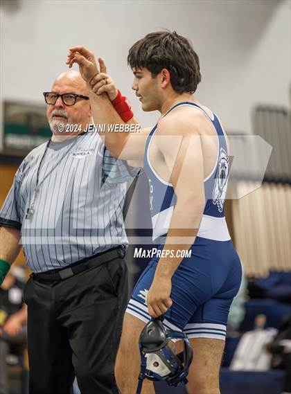 Thumbnail 1 in Spring Valley vs. Rancho (Spring Valley Duals Round 4) photogallery.
