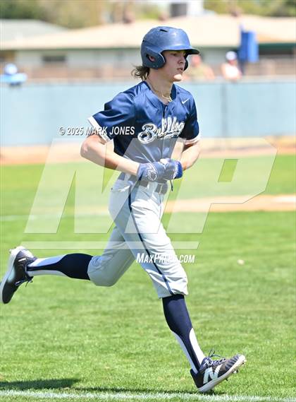 Thumbnail 3 in Erie vs. West Albany (Coach Bob Invitational) photogallery.