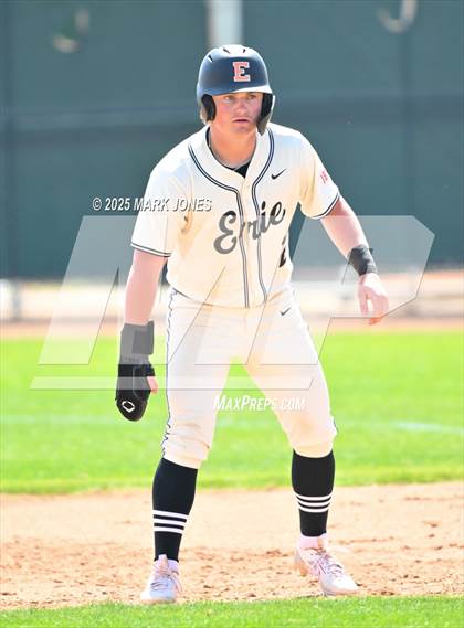 Thumbnail 3 in Erie vs. West Albany (Coach Bob Invitational) photogallery.