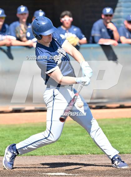 Thumbnail 2 in Erie vs. West Albany (Coach Bob Invitational) photogallery.