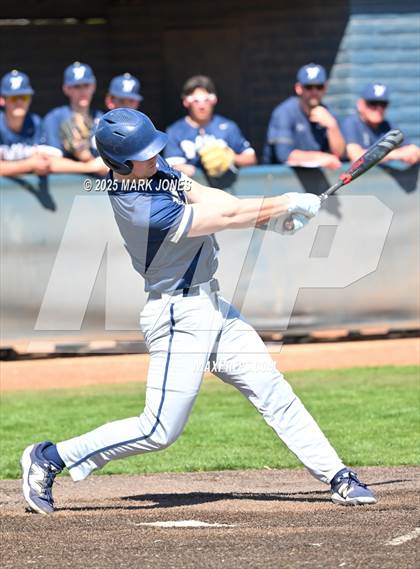 Thumbnail 3 in Erie vs. West Albany (Coach Bob Invitational) photogallery.