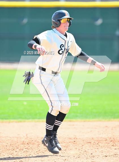 Thumbnail 3 in Erie vs. West Albany (Coach Bob Invitational) photogallery.