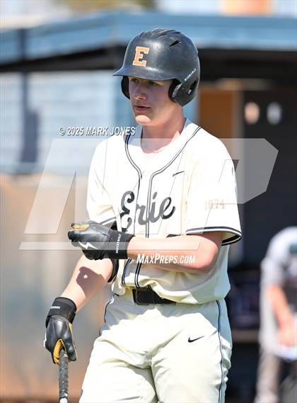 Thumbnail 2 in Erie vs. West Albany (Coach Bob Invitational) photogallery.